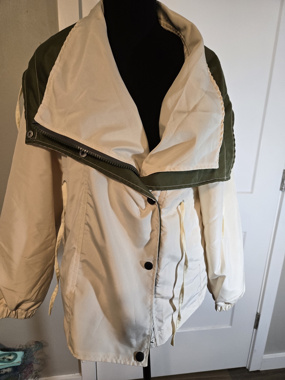 Women's Cream Utility Jacket with Olive Trim
